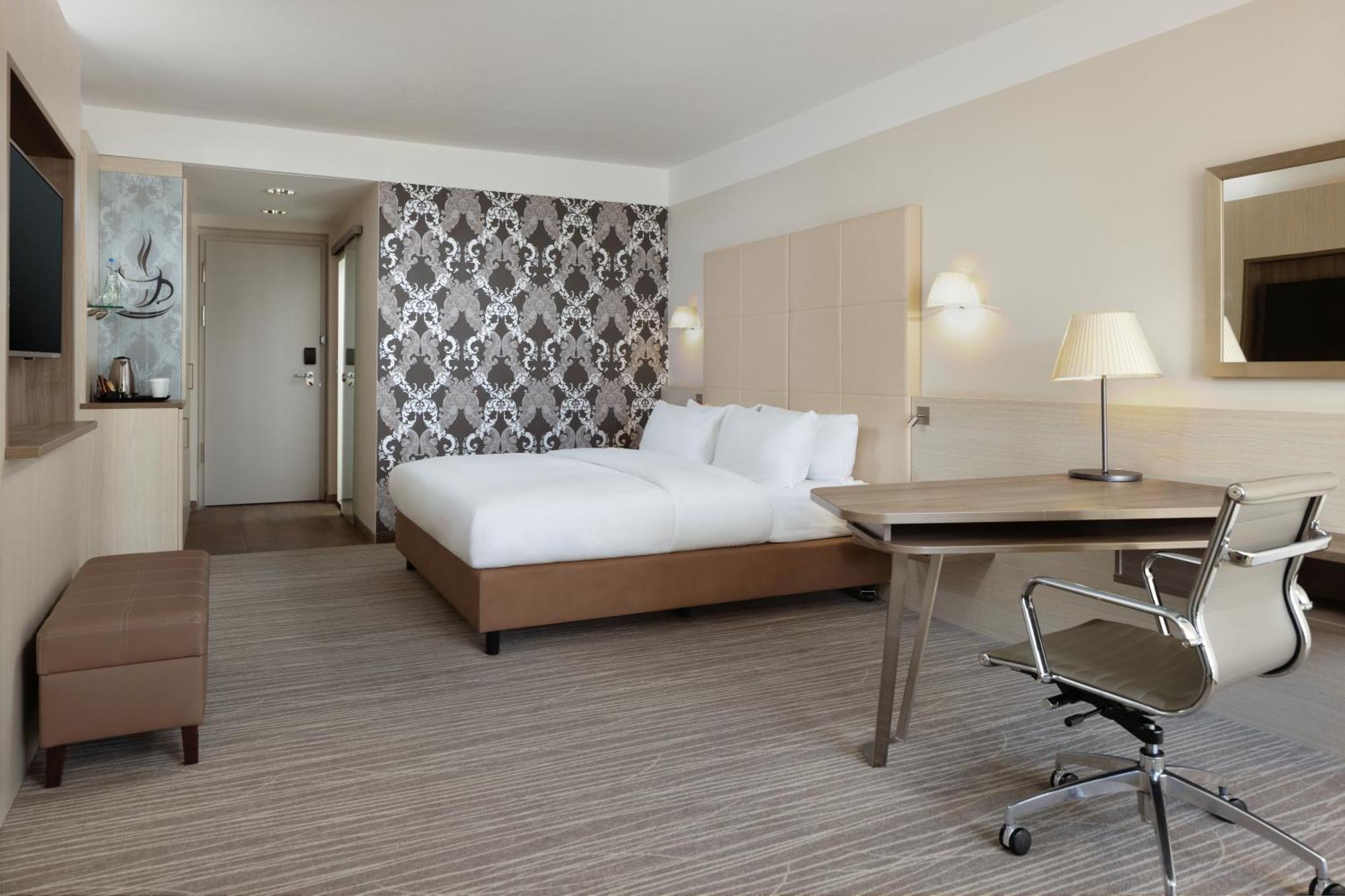 คราวน์ พลาซา - ฮันโนเวอร์ Hotel ภายนอก รูปภาพ