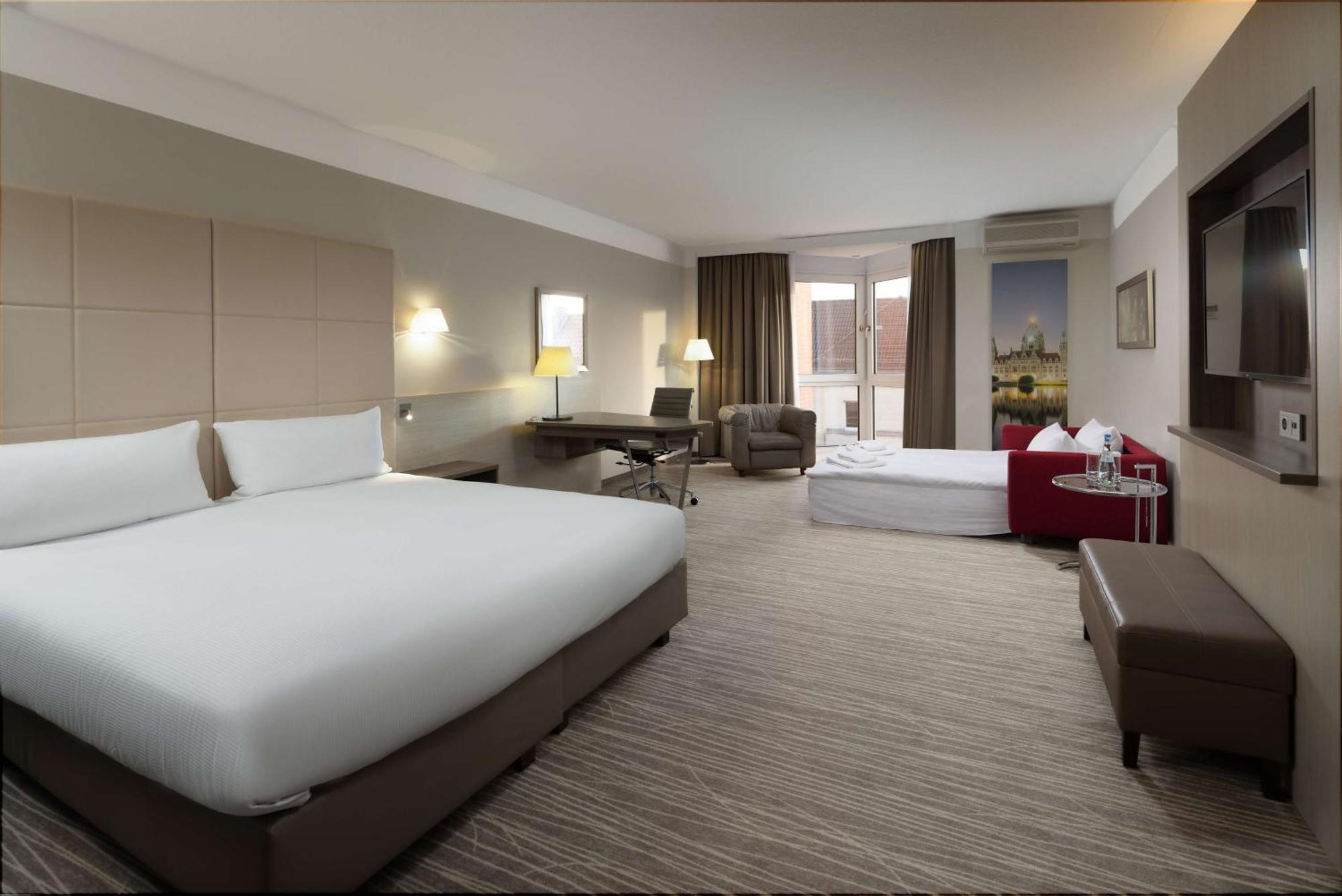 คราวน์ พลาซา - ฮันโนเวอร์ Hotel ภายนอก รูปภาพ